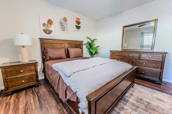 $1,500 | 6915 Forest Meadow Street, San Antonio, TX 78240