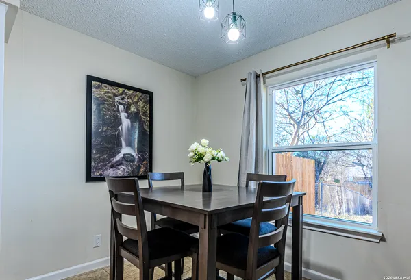 $1,500 | 6915 Forest Meadow Street, San Antonio, TX 78240