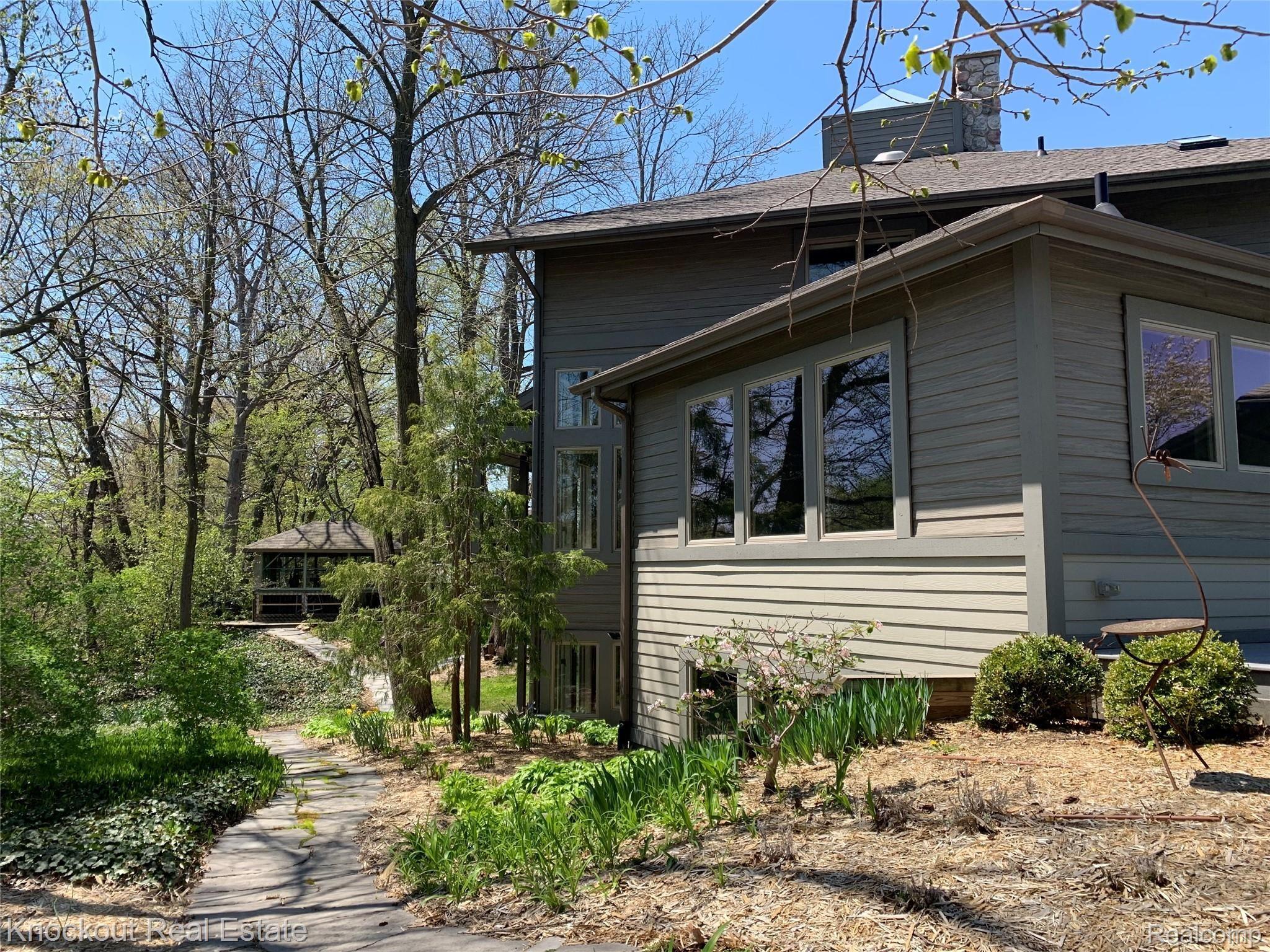 9159 Van Cleve Road Vassar, MI 48768 - Photo 5 of 72 Photo May 14, 12 56 10 PM.jpg