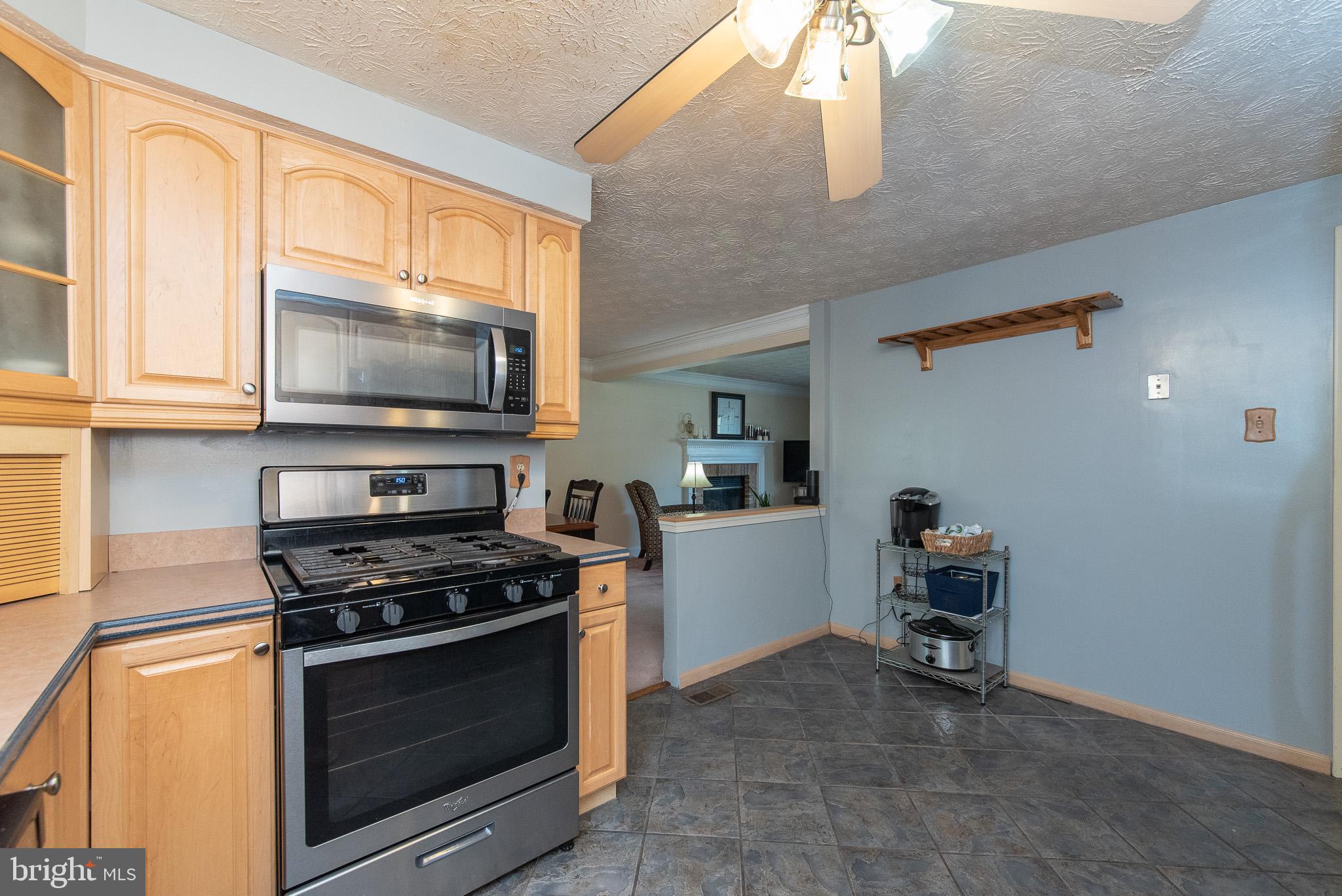 2606 Parallel Path Abingdon, MD 21009 - Photo 15 of 50 Kitchen