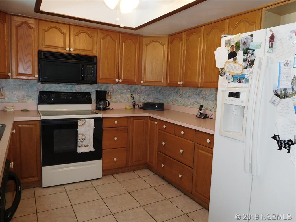 2809 Unity Tree Drive Edgewater, FL 32141 - Photo 6 of 34 Gallery Image 6