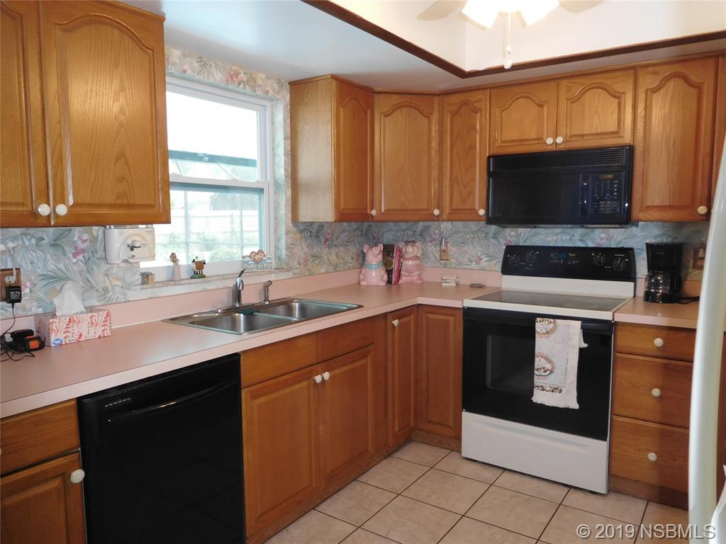 2809 Unity Tree Drive Edgewater, FL 32141 - Photo 7 of 34 Gallery Image 7