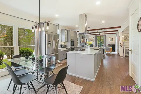 $705,000 | 8310 Oakbrook Drive, Baton Rouge, LA 70810