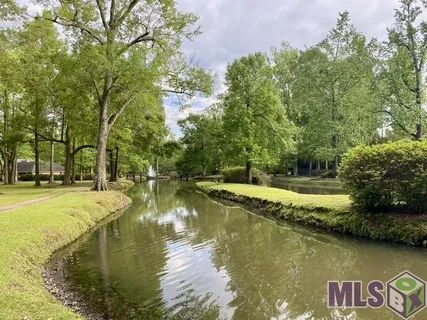 $705,000 | 8310 Oakbrook Drive, Baton Rouge, LA 70810