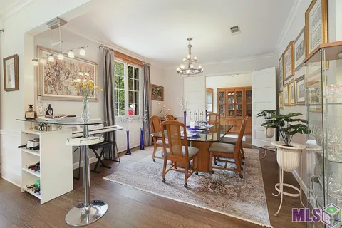 $705,000 | 8310 Oakbrook Drive, Baton Rouge, LA 70810