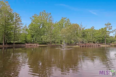 $705,000 | 8310 Oakbrook Drive, Baton Rouge, LA 70810