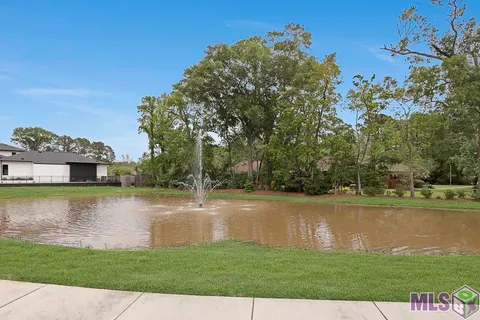 $705,000 | 8310 Oakbrook Drive, Baton Rouge, LA 70810