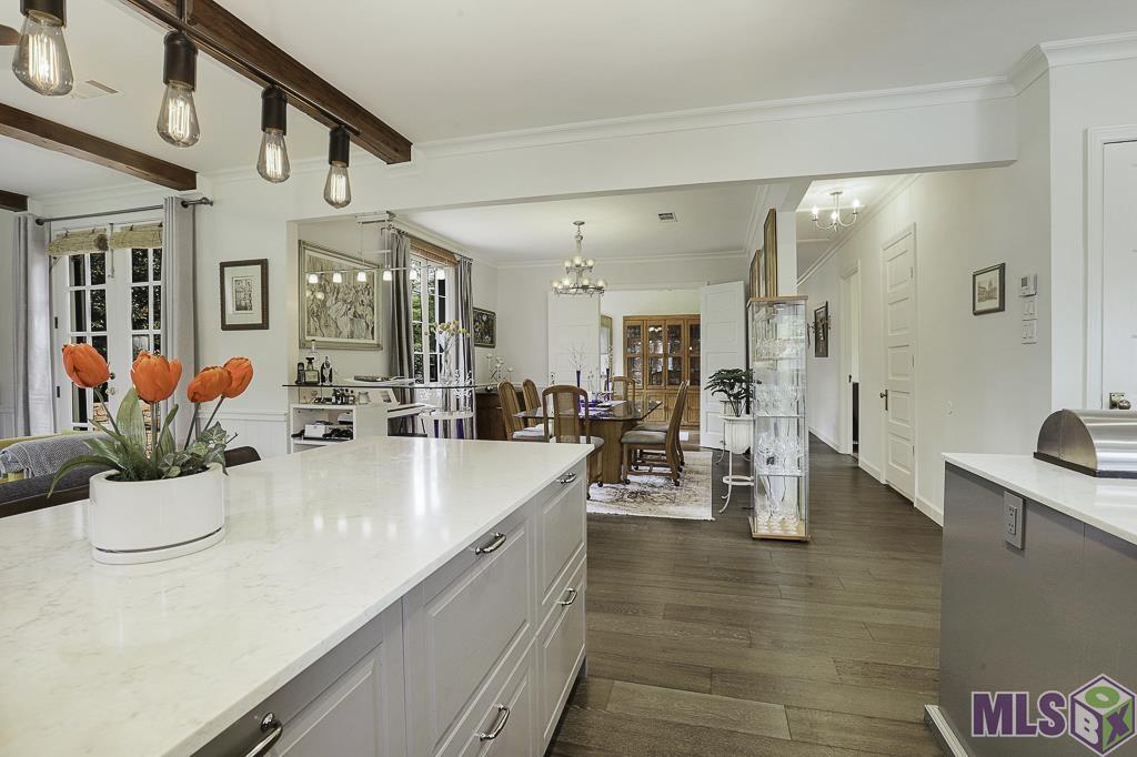8310 Oakbrook Drive Baton Rouge, LA 70810 - Photo 6 of 49