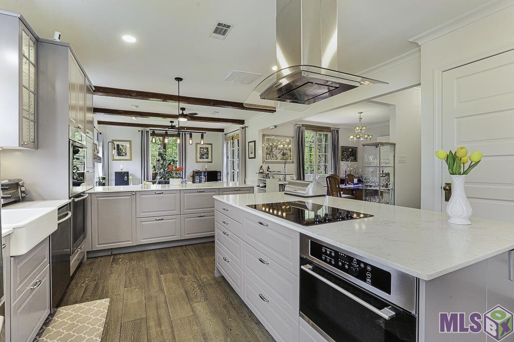 8310 Oakbrook Drive Baton Rouge, LA 70810 - Photo 8 of 49