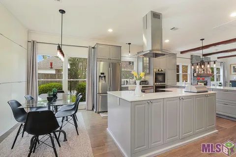$705,000 | 8310 Oakbrook Drive, Baton Rouge, LA 70810