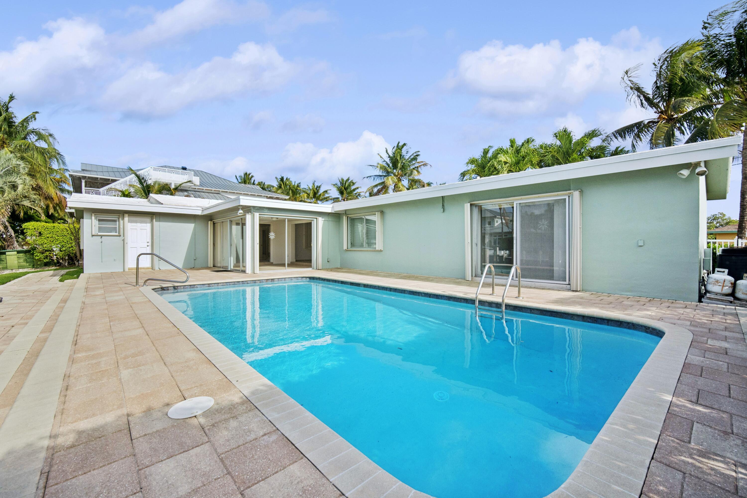 2433 Northeast 24th Street Lighthouse Point, FL 33064 - Photo 56 of 61 VHT-RX-11078111_20.jpg