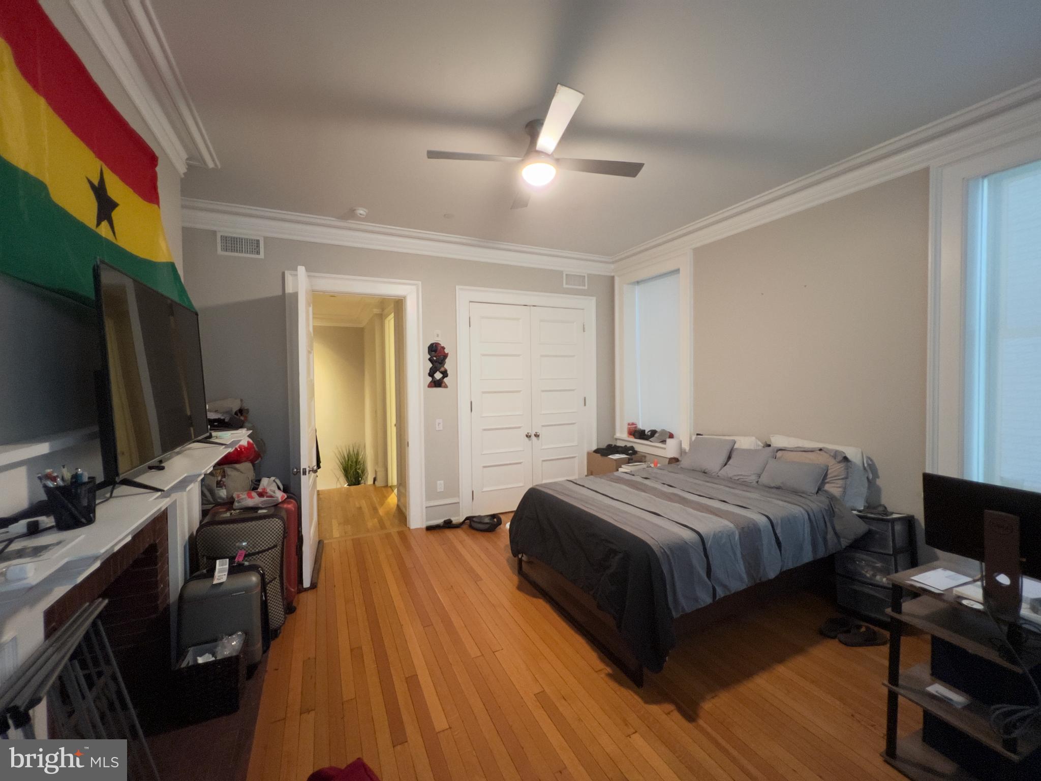 2126 Locust Street, Unit 1R Philadelphia, PA 19103 - Photo 19 of 65