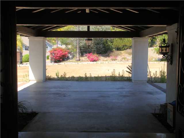 3693 Purer Road Escondido, CA 92029 - Photo 5 of 13 CURRENT condition from entryway