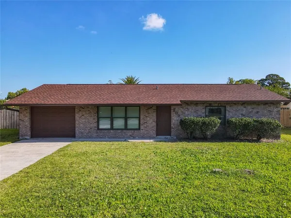 $299,000 | 309 Wildwood Drive, Edgewater, FL 32132