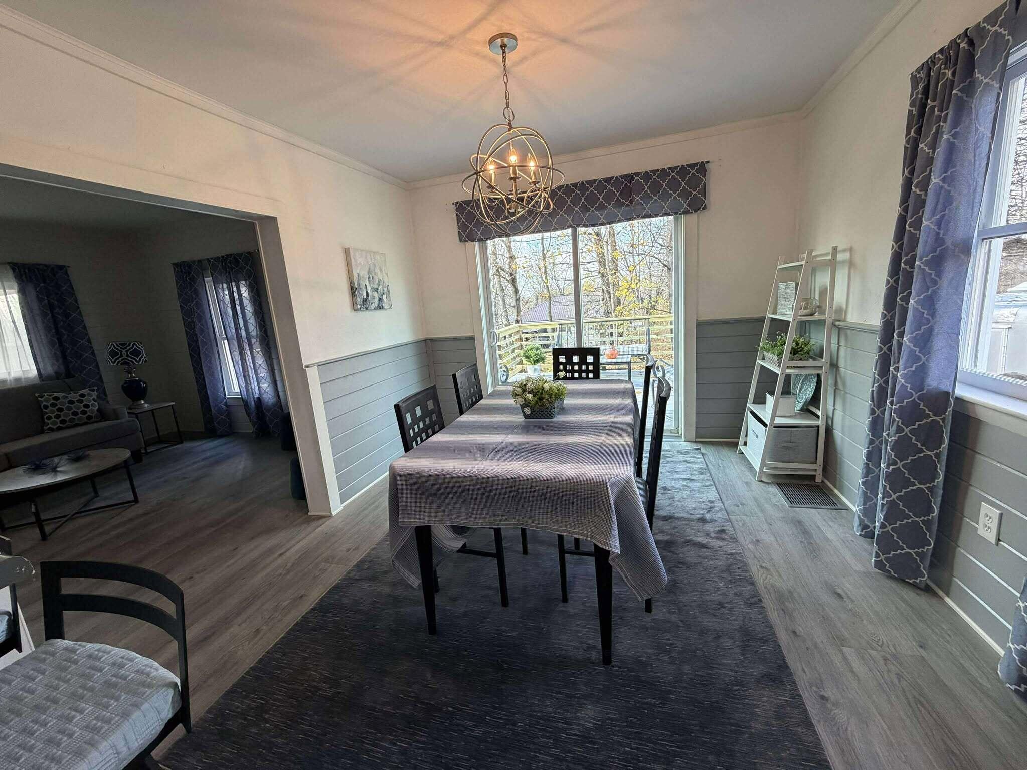 4 Lancaster Avenue Guilford, ME 04443 - Photo 7 of 21 dining2