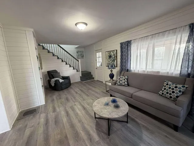 $164,900 | 4 Lancaster Avenue, Guilford, ME 04443