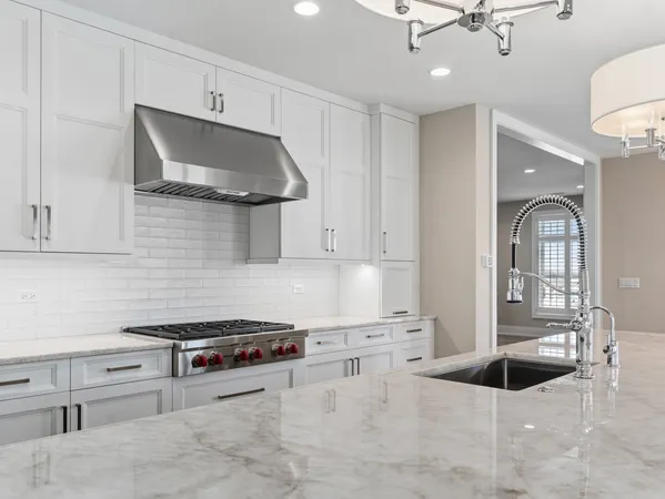 $1,875,000 | 110 South Washington Street, Unit 400, Naperville, IL 60540