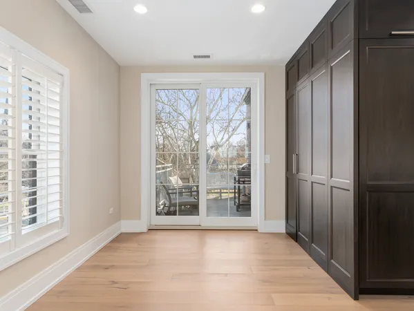 $1,875,000 | 110 South Washington Street, Unit 400, Naperville, IL 60540