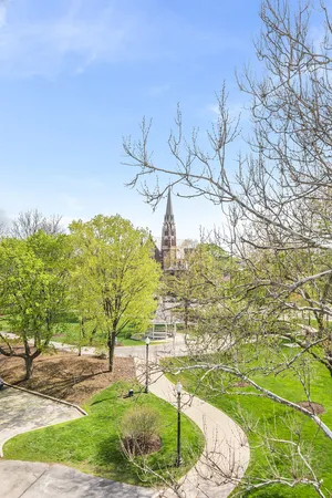 $1,875,000 | 110 South Washington Street, Unit 400, Naperville, IL 60540