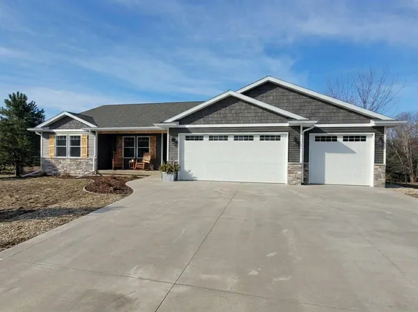 $649,914 | 8683 Camomile Drive, Augusta, MI 49012