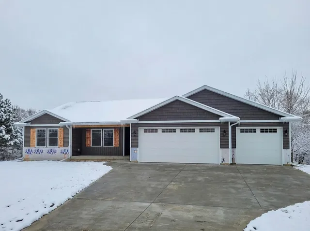 $649,914 | 8683 Camomile Drive, Augusta, MI 49012