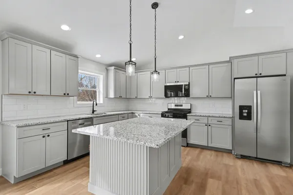 $649,914 | 8683 Camomile Drive, Augusta, MI 49012