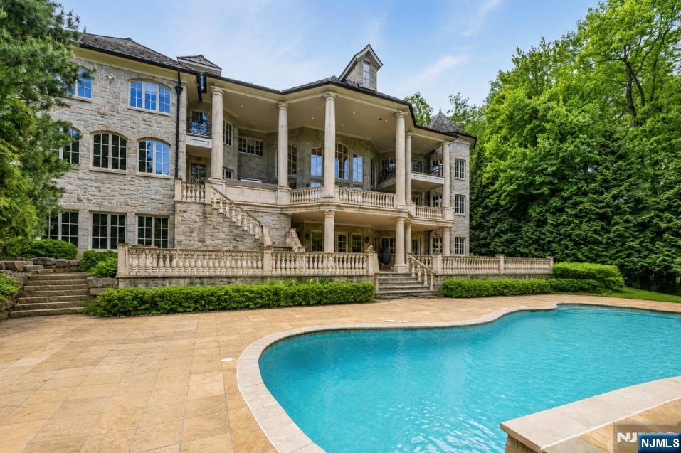 7 Buckingham Drive Alpine, NJ 07620 - Photo 4 of 48