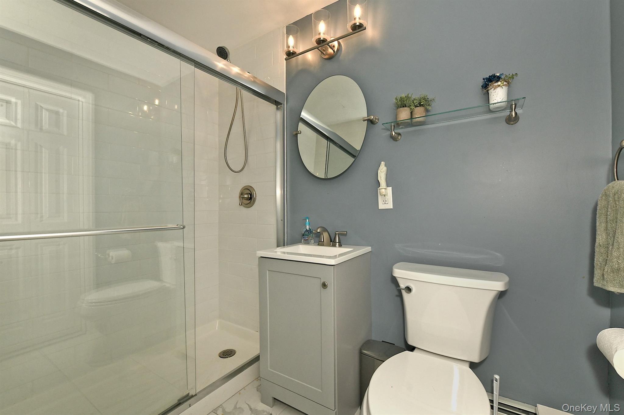 53 Periwinkle Road Levittown, NY 11756 - Photo 14 of 22 Gallery Image 14