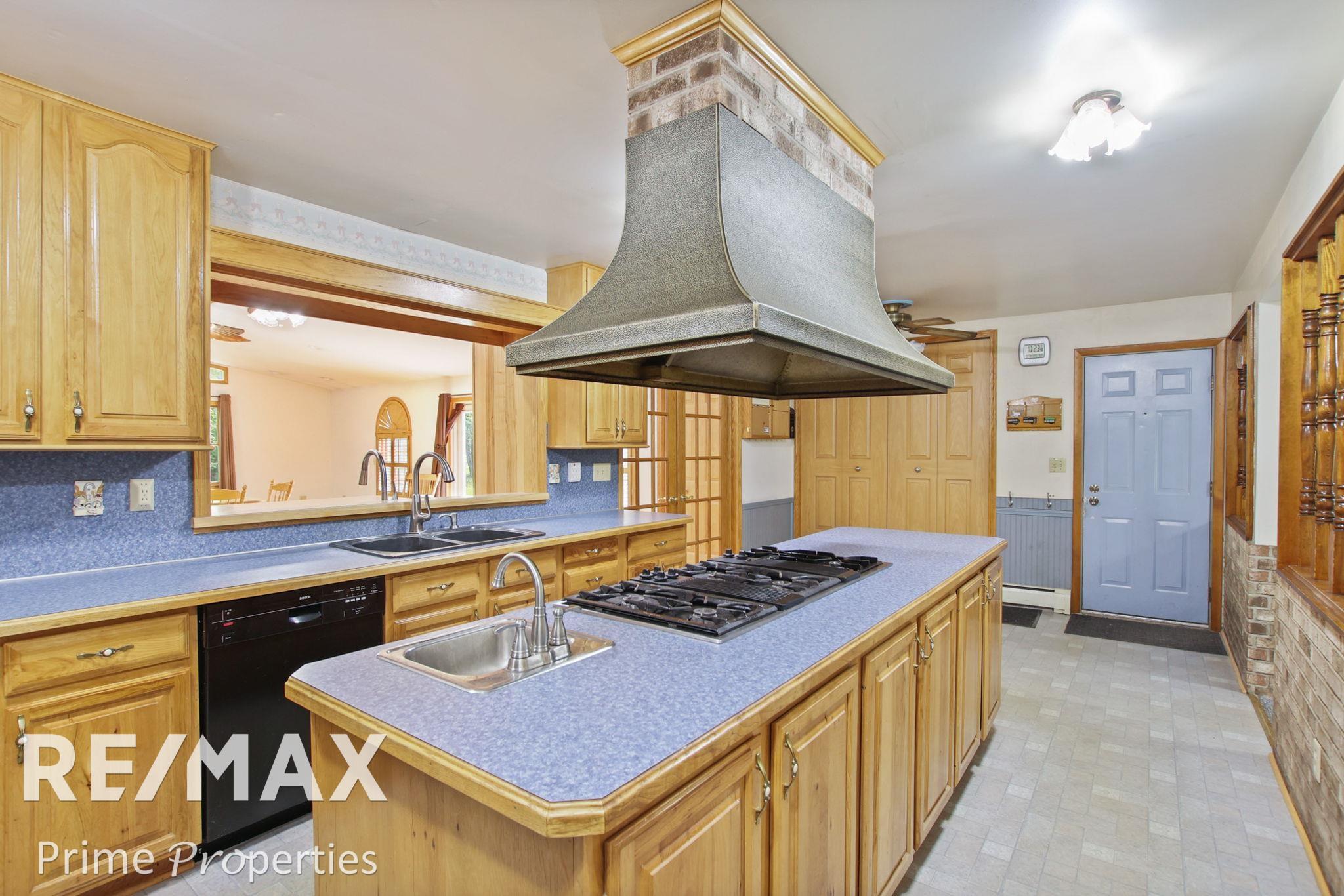 8440 Arbela Road Millington, MI 48746 - Photo 24 of 65 50111386-23.JPG