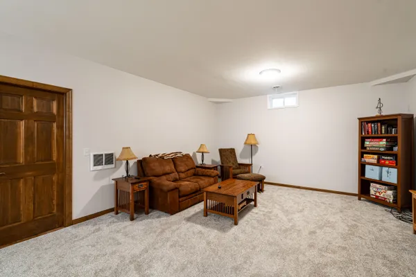 $744,900 | 4915 Meadowview Court, Grafton, WI 53024