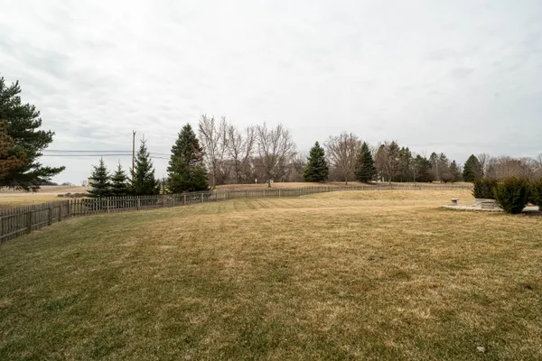 $744,900 | 4915 Meadowview Court, Grafton, WI 53024
