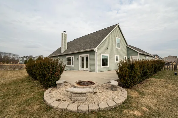 $744,900 | 4915 Meadowview Court, Grafton, WI 53024