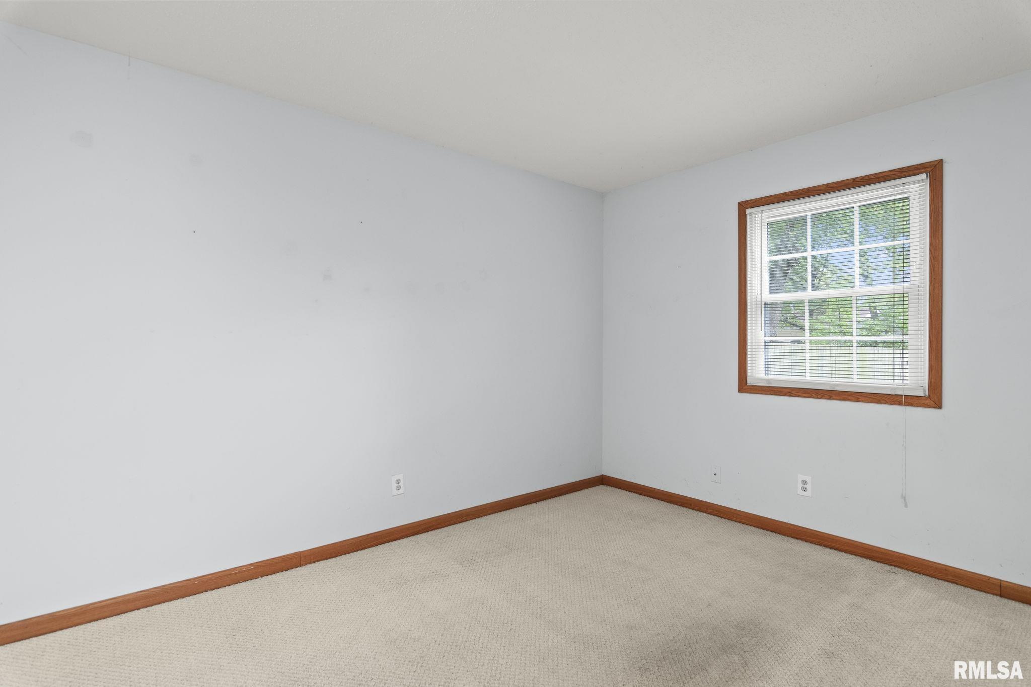 2013 Scarbrough Road Springfield, IL 62702 - Photo 19 of 31