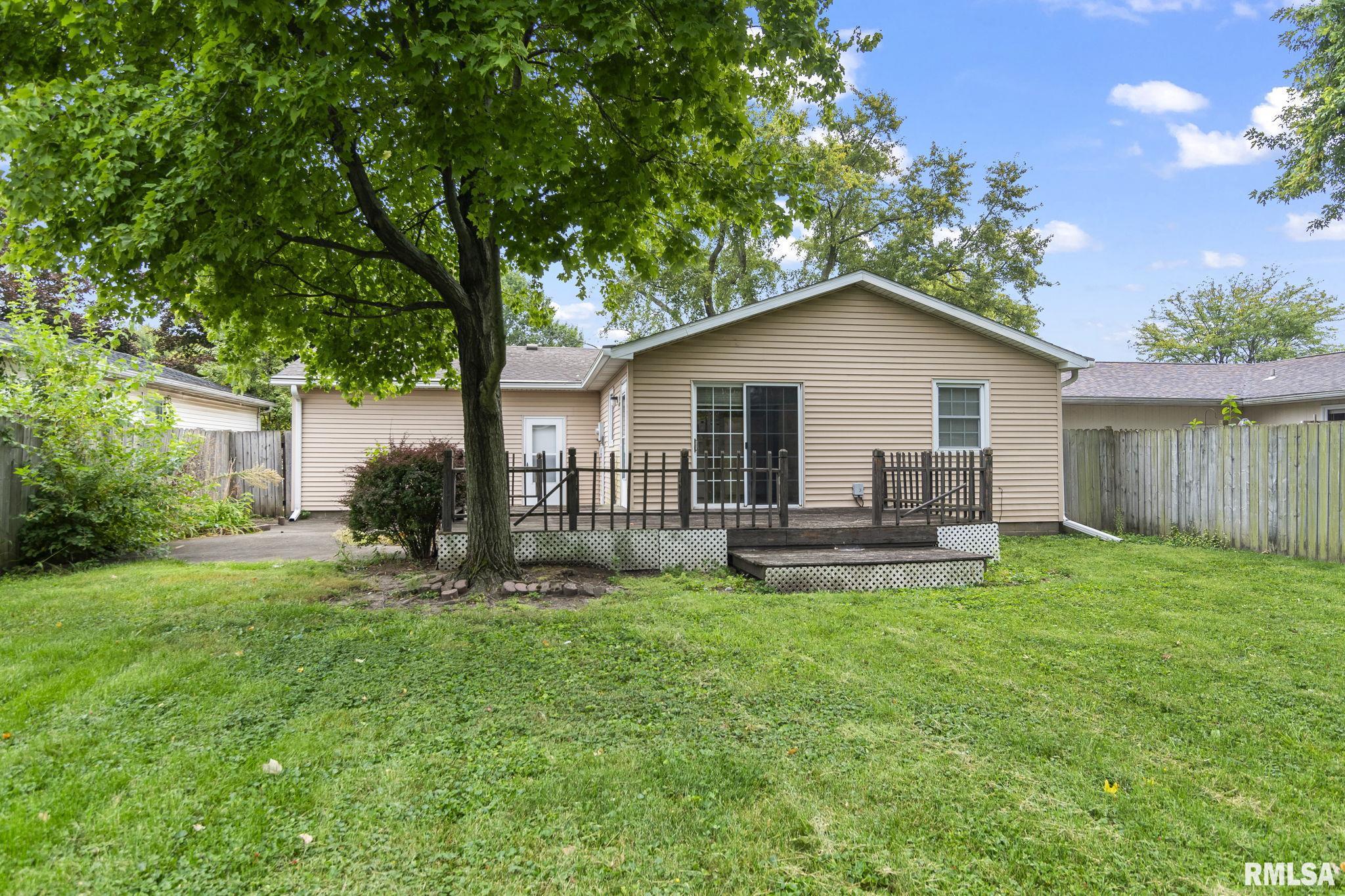 2013 Scarbrough Road Springfield, IL 62702 - Photo 25 of 31