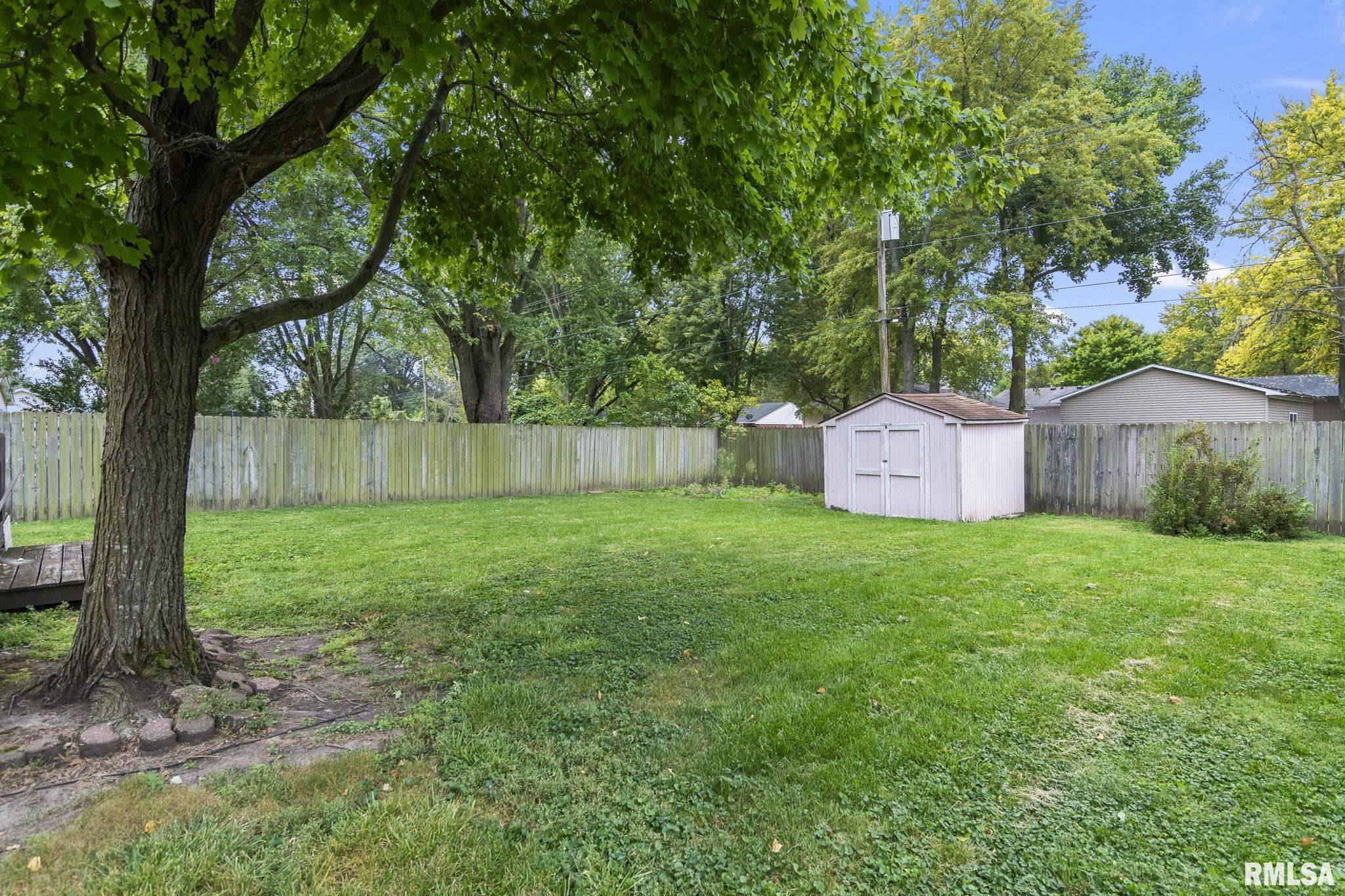 2013 Scarbrough Road Springfield, IL 62702 - Photo 26 of 31