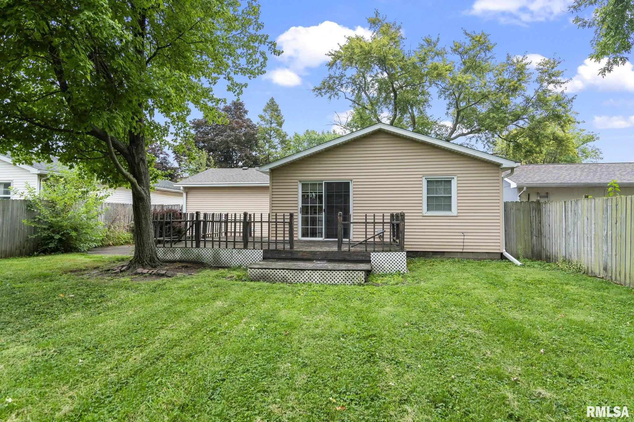 2013 Scarbrough Road Springfield, IL 62702 - Photo 27 of 31