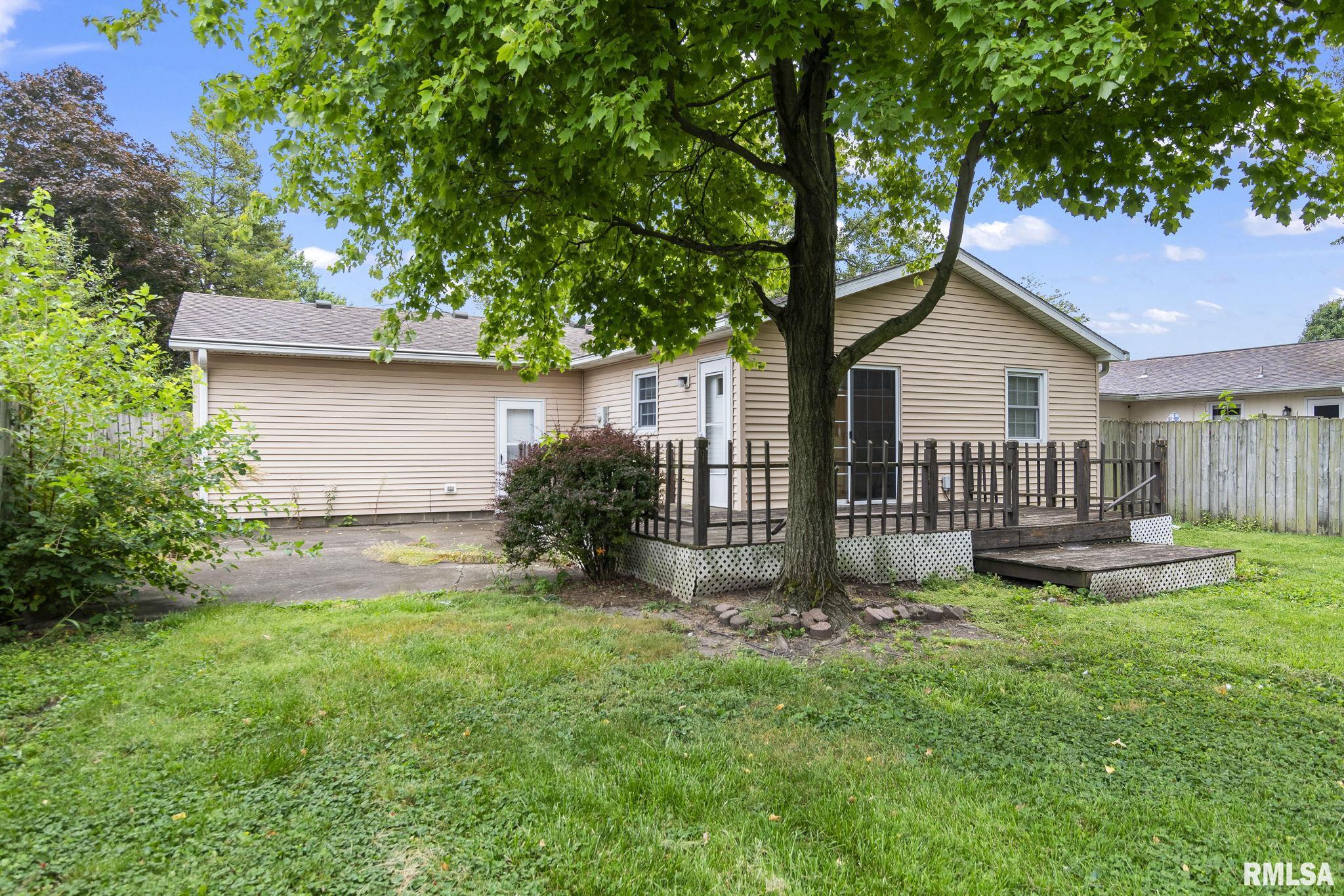 2013 Scarbrough Road Springfield, IL 62702 - Photo 28 of 31