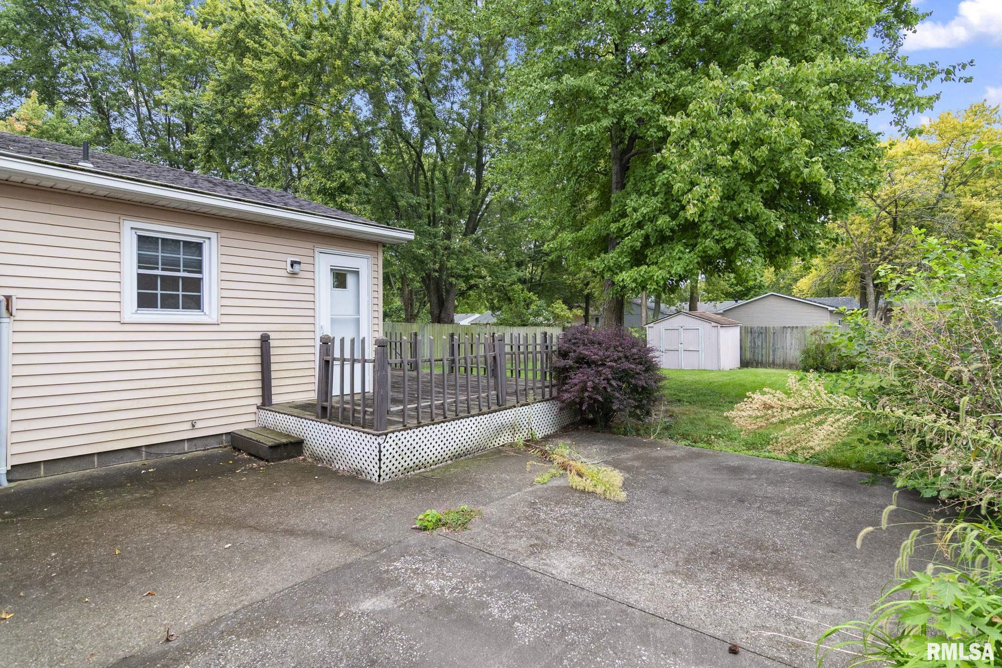 2013 Scarbrough Road Springfield, IL 62702 - Photo 29 of 31