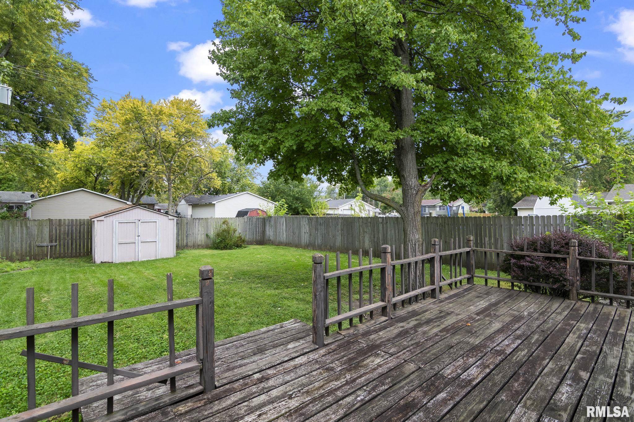2013 Scarbrough Road Springfield, IL 62702 - Photo 30 of 31