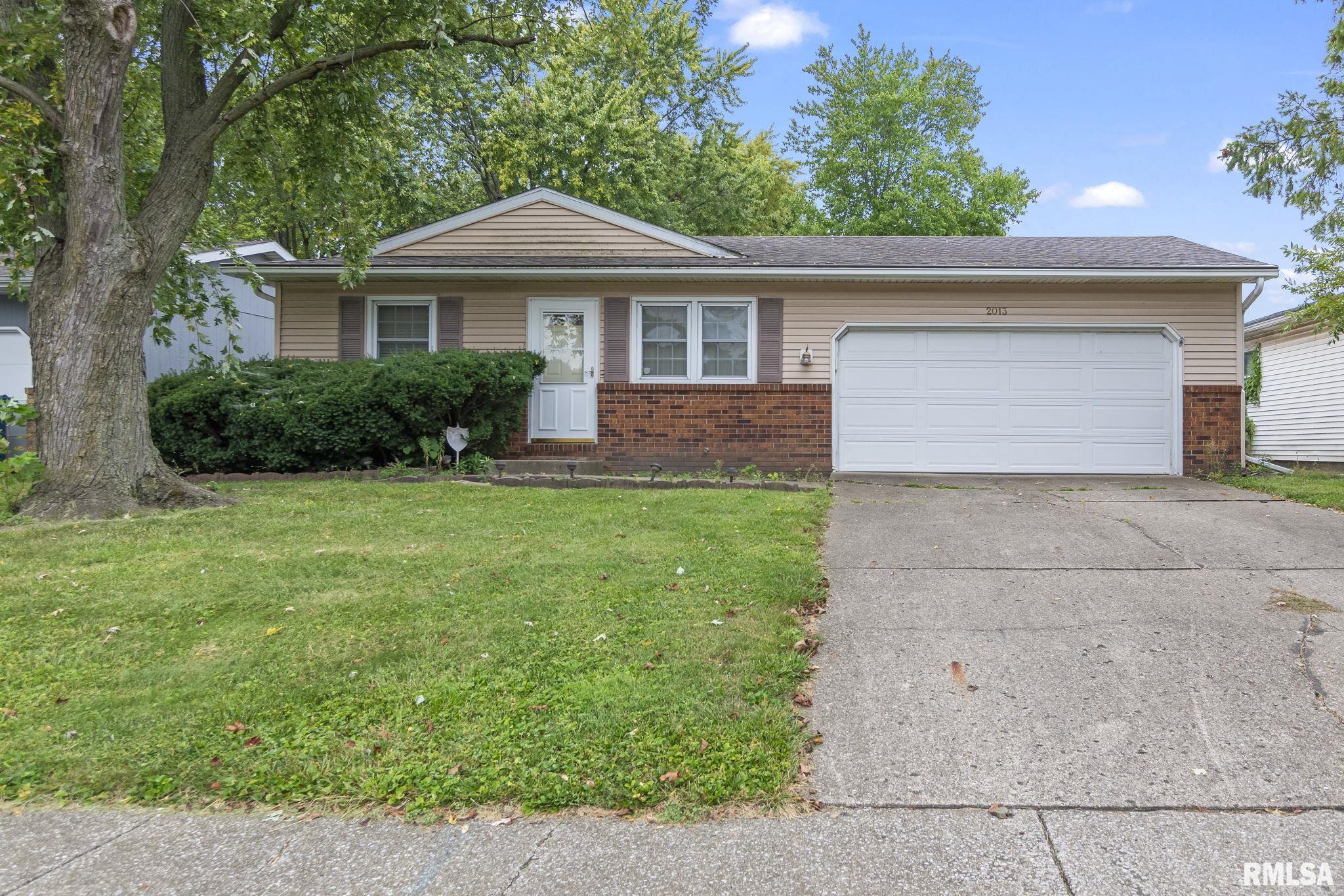 2013 Scarbrough Road Springfield, IL 62702 - Photo 3 of 31