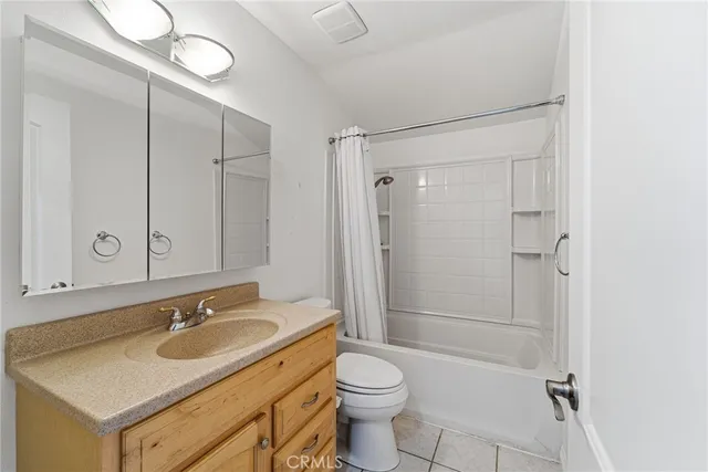 $4,995 | 12656 Nola Place, Granada Hills, CA 91344