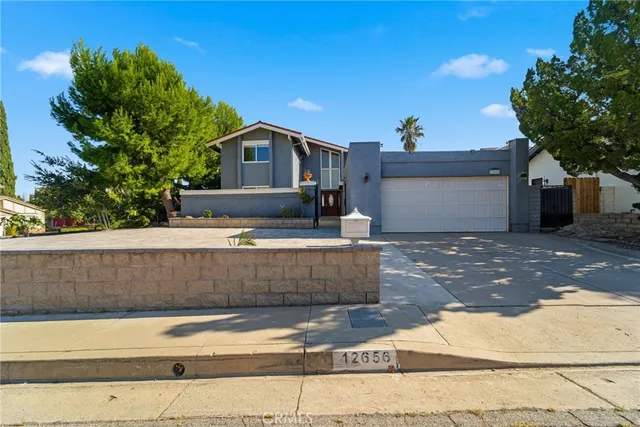 $4,995 | 12656 Nola Place, Granada Hills, CA 91344