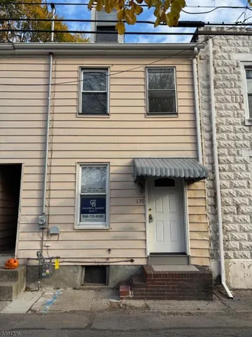 $145,000 | 139 Cedar Alley, Phillipsburg, NJ 08865