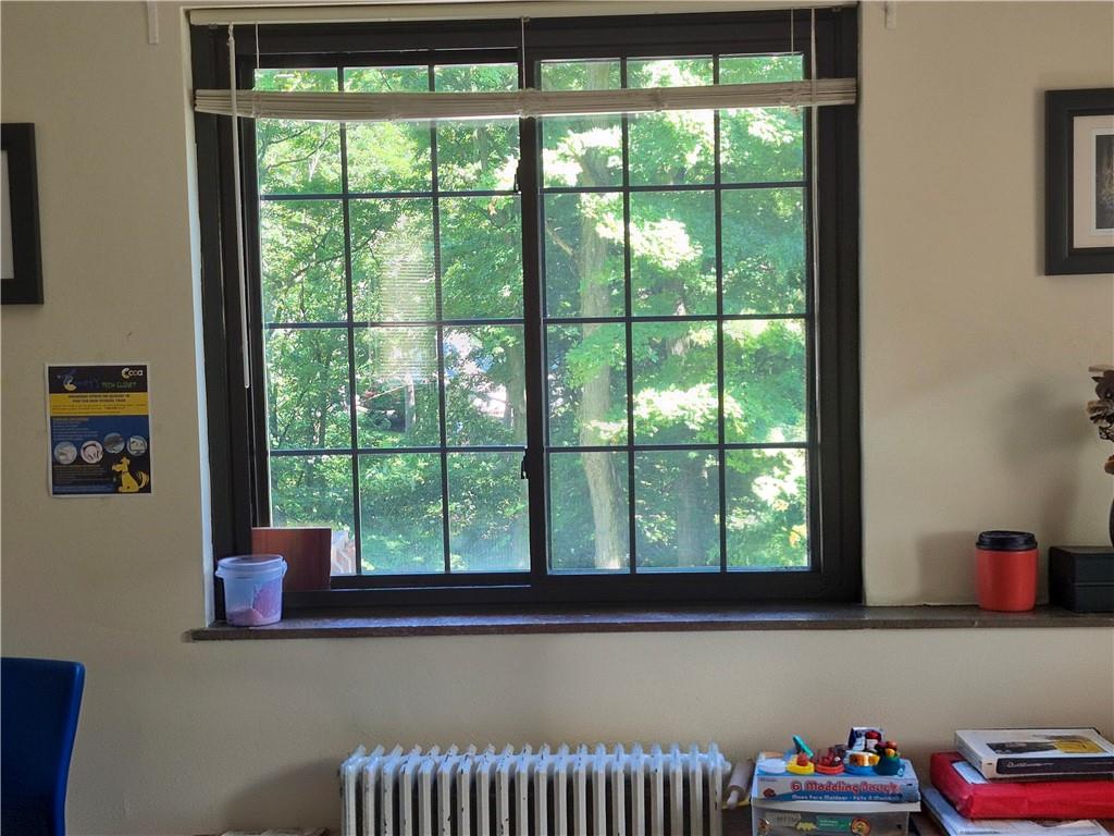 170 Spring Grove Road Pittsburgh, PA 15235 - Photo 9 of 28