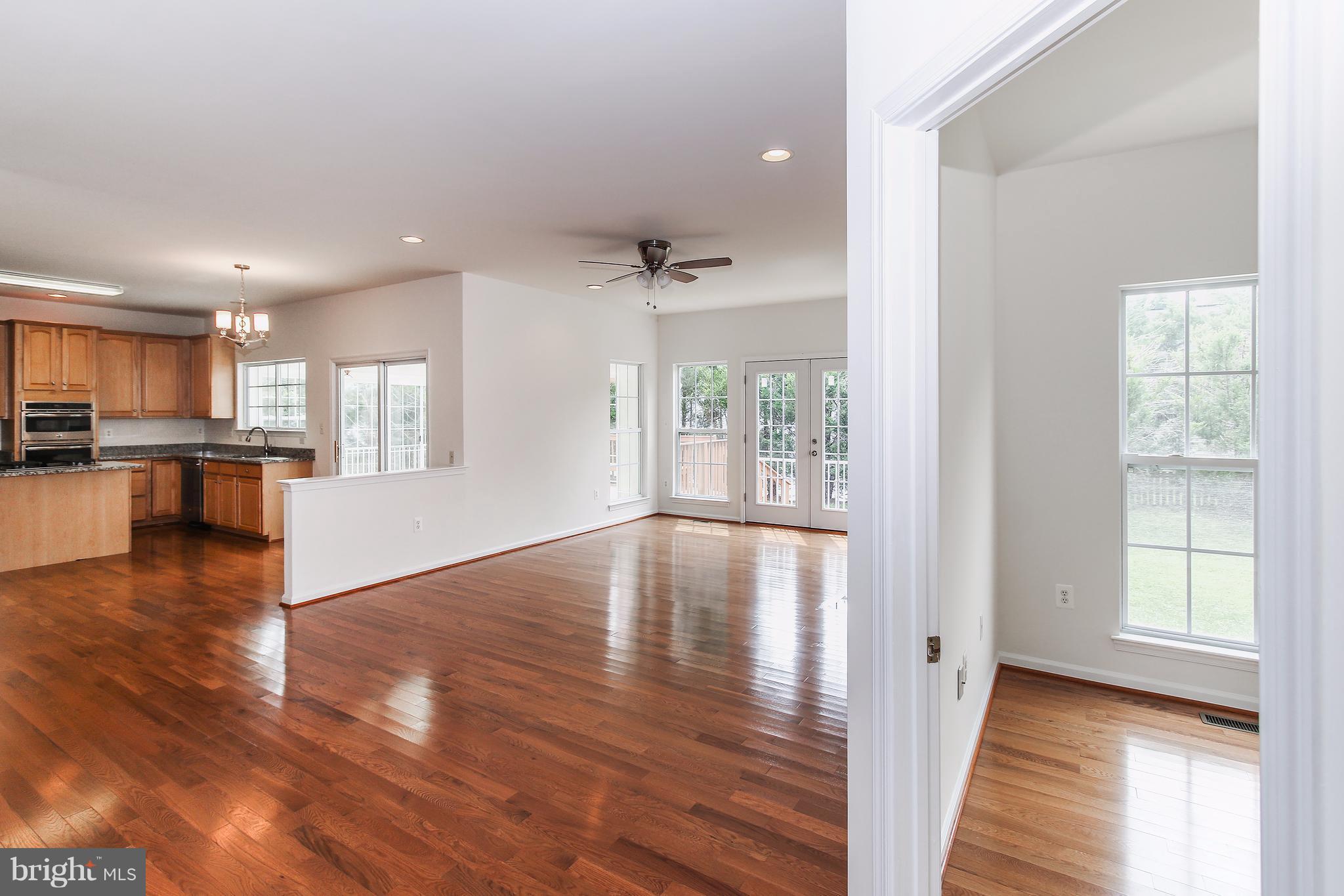 14320 Harvest Moon Road Boyds, MD 20841 - Photo 7 of 30 Family Room