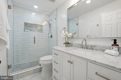 $775,000 | 3017 22nd Street South, Arlington, VA 22204