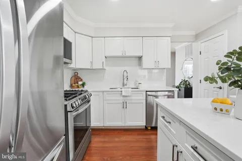 $775,000 | 3017 22nd Street South, Arlington, VA 22204