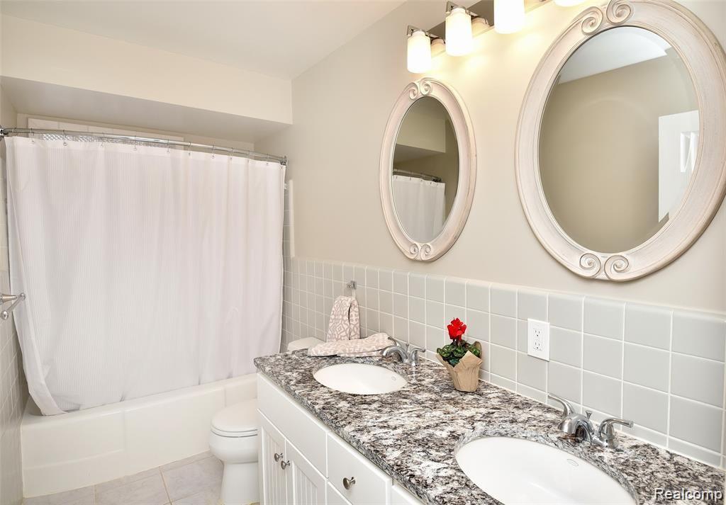 3879 Quarton Road Bloomfield Hills, MI 48302 - Photo 19 of 36 3879 Quarton_17.JPG