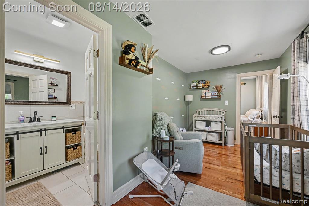 36951 Sibley Road New Boston, MI 48164 - Photo 19 of 26 Gallery Image 19