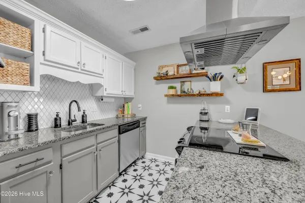 $2,200 | 2201 Foliage Court, Wilmington, NC 28411